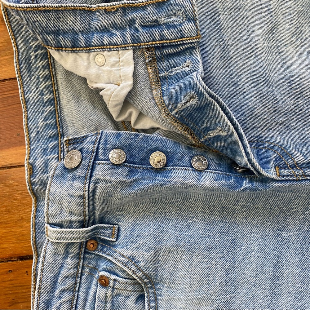 Levi’s 501 Skinny Jeans - Picture 2 of 7